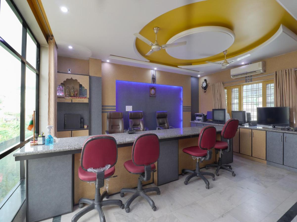 Spot On 82236 Aryan Home Stay Jhājra Esterno foto